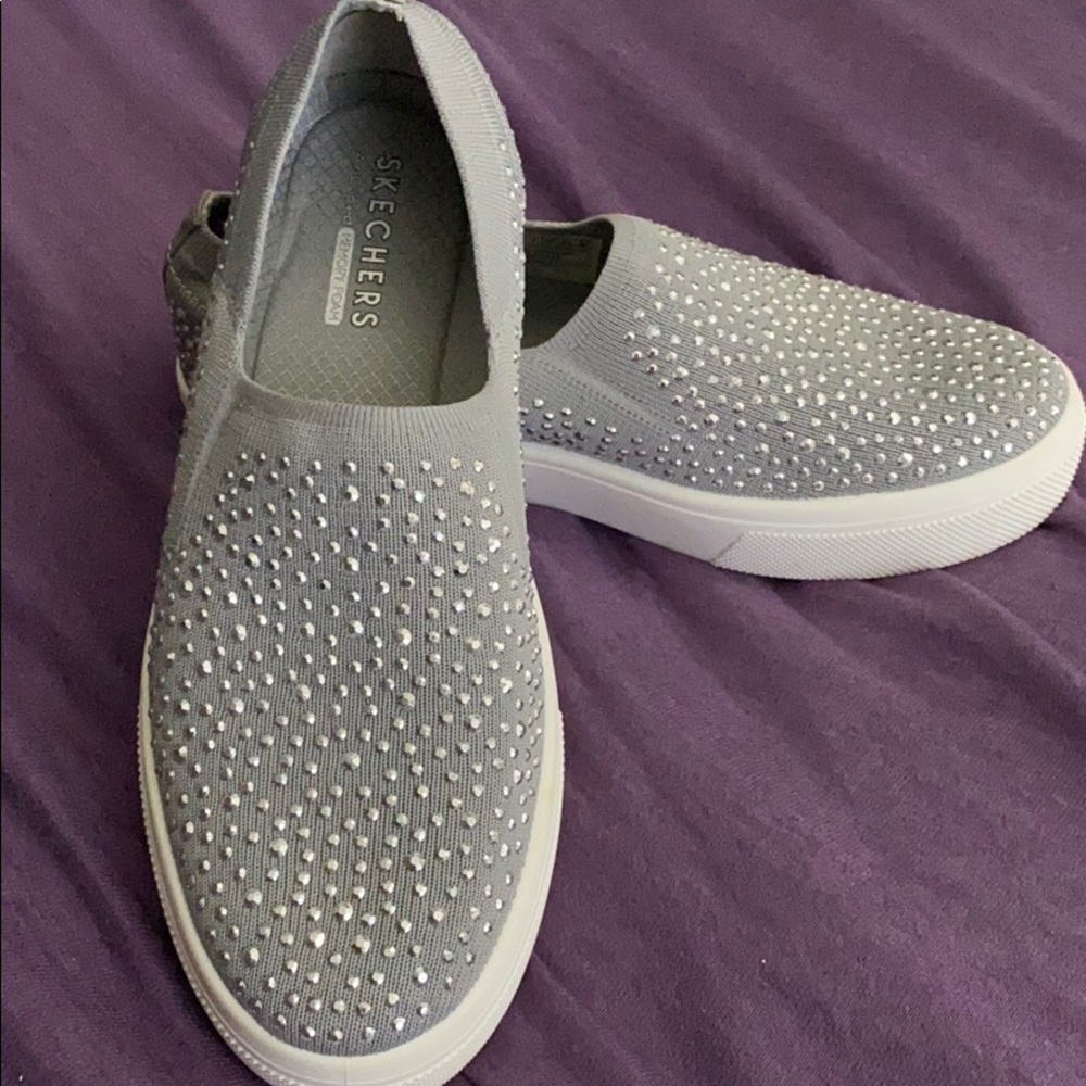 Sketcher shoes￼
